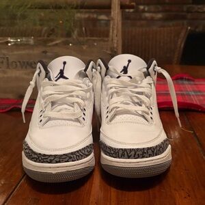 Jordan 3s
